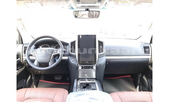 Buy Import Toyota Land Cruiser Black Car in Import - Dubai in Baa Buy Import Toyota Land Cruiser Black Car in Import - Dubai in Baa