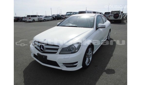 Buy Import Mercedes-Benz 190 White Car in Import - Dubai in Baa Buy Import Mercedes-Benz 190 White Car in Import - Dubai in Baa