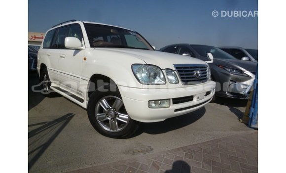 Buy Import Toyota Land Cruiser White Car in Import - Dubai in Baa Buy Import Toyota Land Cruiser White Car in Import - Dubai in Baa