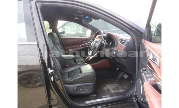 Buy Import Toyota Harrier Black Car in Import - Dubai in Baa Buy Import Toyota Harrier Black Car in Import - Dubai in Baa