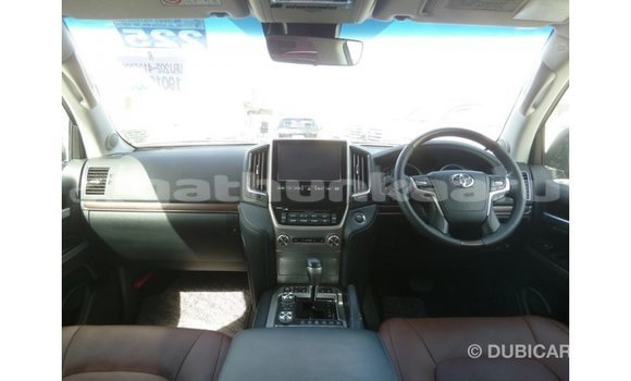Buy Import Toyota Land Cruiser Other Car in Import - Dubai in Baa Buy Import Toyota Land Cruiser Other Car in Import - Dubai in Baa