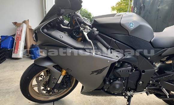 Buy Used Yamaha R1 Beige Bike in Buruni in Thaa Buy Used Yamaha R1 Beige Bike in Buruni in Thaa