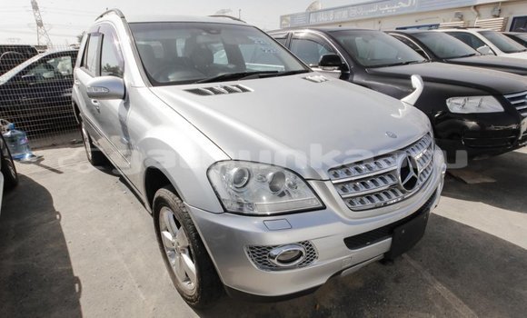 Buy Import Mercedes-Benz 190 Other Car in Import - Dubai in Baa Buy Import Mercedes-Benz 190 Other Car in Import - Dubai in Baa