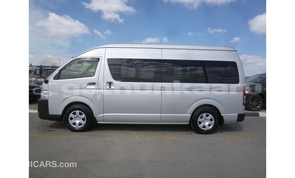 Buy Import Toyota Hiace Other Car in Import - Dubai in Baa Buy Import Toyota Hiace Other Car in Import - Dubai in Baa