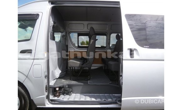 Buy Import Toyota Hiace Other Car in Import - Dubai in Baa Buy Import Toyota Hiace Other Car in Import - Dubai in Baa