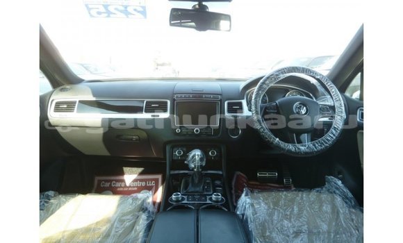 Buy Import Volkswagen Touareg White Car in Import - Dubai in Baa Buy Import Volkswagen Touareg White Car in Import - Dubai in Baa