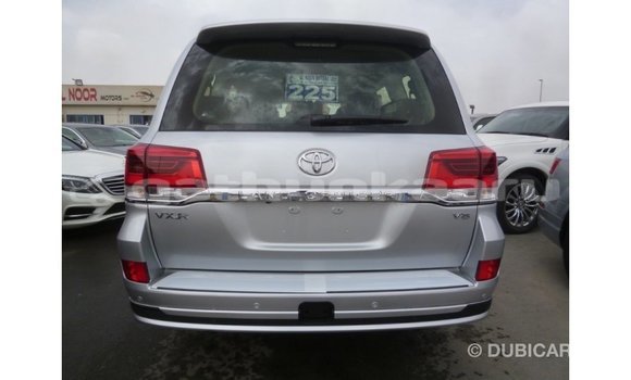 Buy Import Toyota Land Cruiser Other Car in Import - Dubai in Baa Buy Import Toyota Land Cruiser Other Car in Import - Dubai in Baa