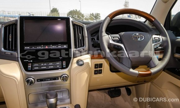 Buy Import Toyota Land Cruiser Black Car in Import - Dubai in Baa Buy Import Toyota Land Cruiser Black Car in Import - Dubai in Baa