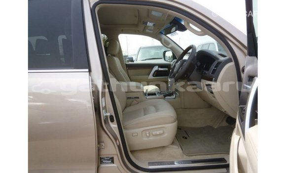 Buy Import Toyota Land Cruiser Other Car in Import - Dubai in Baa Buy Import Toyota Land Cruiser Other Car in Import - Dubai in Baa