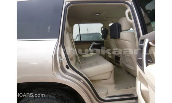 Buy Import Toyota Land Cruiser Other Car in Import - Dubai in Baa Buy Import Toyota Land Cruiser Other Car in Import - Dubai in Baa