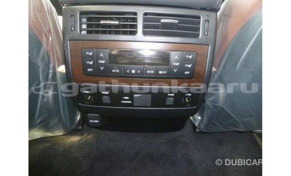 Buy Import Toyota Land Cruiser Brown Car in Import - Dubai in Baa Buy Import Toyota Land Cruiser Brown Car in Import - Dubai in Baa