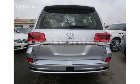 Buy Import Toyota Land Cruiser Other Car in Import - Dubai in Baa Buy Import Toyota Land Cruiser Other Car in Import - Dubai in Baa