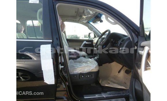 Buy Import Toyota Land Cruiser Black Car in Import - Dubai in Baa Buy Import Toyota Land Cruiser Black Car in Import - Dubai in Baa