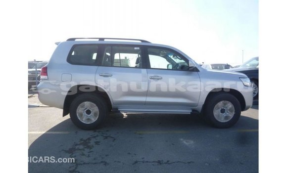Buy Import Toyota Land Cruiser Other Car in Import - Dubai in Baa Buy Import Toyota Land Cruiser Other Car in Import - Dubai in Baa