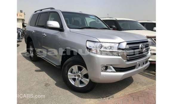 Buy Import Toyota Land Cruiser Other Car in Import - Dubai in Baa Buy Import Toyota Land Cruiser Other Car in Import - Dubai in Baa