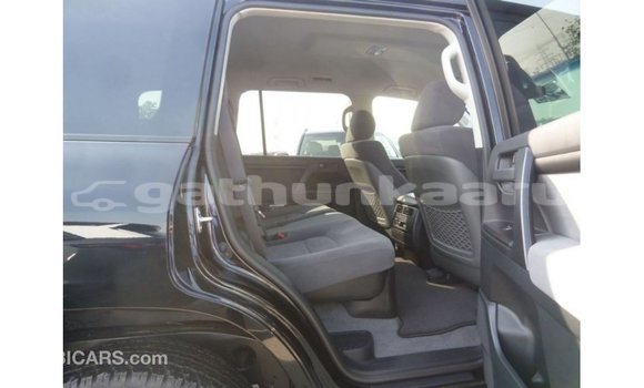 Buy Import Toyota Land Cruiser Black Car in Import - Dubai in Baa Buy Import Toyota Land Cruiser Black Car in Import - Dubai in Baa