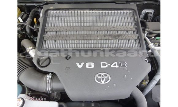 Buy Import Toyota Land Cruiser Black Car in Import - Dubai in Baa Buy Import Toyota Land Cruiser Black Car in Import - Dubai in Baa