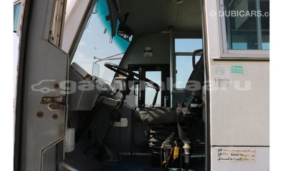 Buy Import TATA Xenon White Car in Import - Dubai in Baa