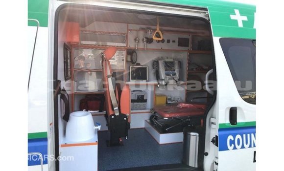 Buy Import Toyota Hiace White Car in Import - Dubai in Baa Buy Import Toyota Hiace White Car in Import - Dubai in Baa