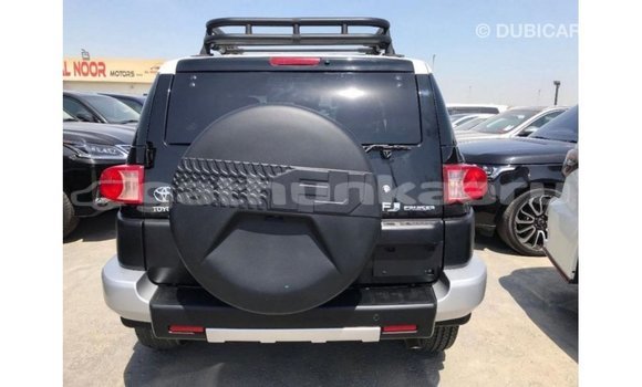 Buy Import Toyota FJ Cruiser Black Car in Import - Dubai in Baa Buy Import Toyota FJ Cruiser Black Car in Import - Dubai in Baa
