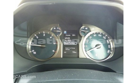 Buy Import Toyota Prado White Car in Import - Dubai in Baa Buy Import Toyota Prado White Car in Import - Dubai in Baa