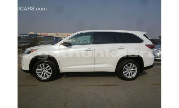Buy Import Toyota Kluger White Car in Import - Dubai in Baa Buy Import Toyota Kluger White Car in Import - Dubai in Baa