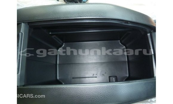 Buy Import Toyota Kluger White Car in Import - Dubai in Baa Buy Import Toyota Kluger White Car in Import - Dubai in Baa