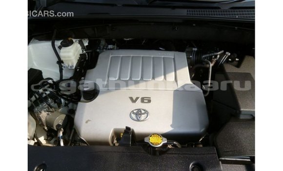 Buy Import Toyota Kluger White Car in Import - Dubai in Baa Buy Import Toyota Kluger White Car in Import - Dubai in Baa