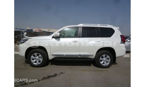Buy Import Toyota Prado White Car in Import - Dubai in Baa Buy Import Toyota Prado White Car in Import - Dubai in Baa