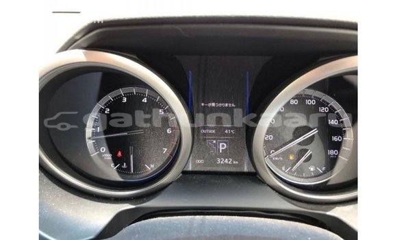 Buy Import Toyota Prado White Car in Import - Dubai in Baa Buy Import Toyota Prado White Car in Import - Dubai in Baa