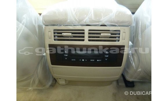 Buy Import Toyota Land Cruiser White Car in Import - Dubai in Baa Buy Import Toyota Land Cruiser White Car in Import - Dubai in Baa