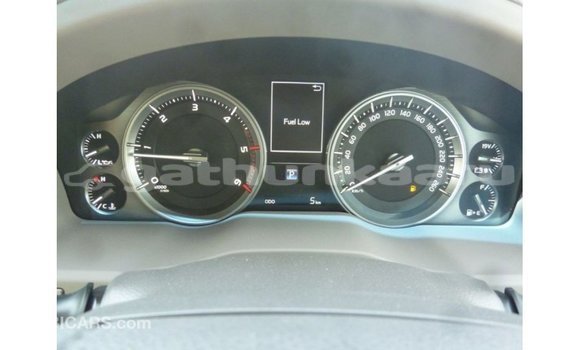 Buy Import Toyota Land Cruiser White Car in Import - Dubai in Baa Buy Import Toyota Land Cruiser White Car in Import - Dubai in Baa