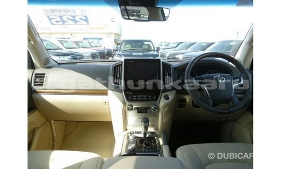 Buy Import Toyota Land Cruiser Black Car in Import - Dubai in Baa Buy Import Toyota Land Cruiser Black Car in Import - Dubai in Baa