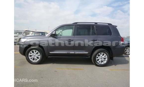 Buy Import Toyota Land Cruiser Other Car in Import - Dubai in Baa Buy Import Toyota Land Cruiser Other Car in Import - Dubai in Baa