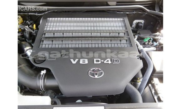 Buy Import Toyota Land Cruiser Other Car in Import - Dubai in Baa Buy Import Toyota Land Cruiser Other Car in Import - Dubai in Baa