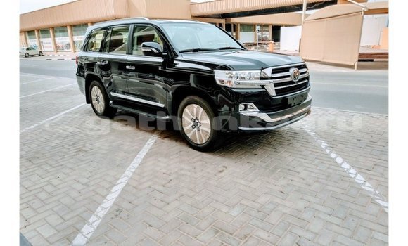 Buy Import Toyota Land Cruiser Black Car in Import - Dubai in Baa Buy Import Toyota Land Cruiser Black Car in Import - Dubai in Baa