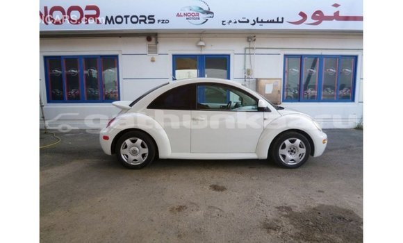 Buy Import Volkswagen Beetle White Car in Import - Dubai in Baa Buy Import Volkswagen Beetle White Car in Import - Dubai in Baa