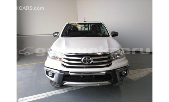 Buy Import Toyota Hilux White Car in Import - Dubai in Baa Buy Import Toyota Hilux White Car in Import - Dubai in Baa
