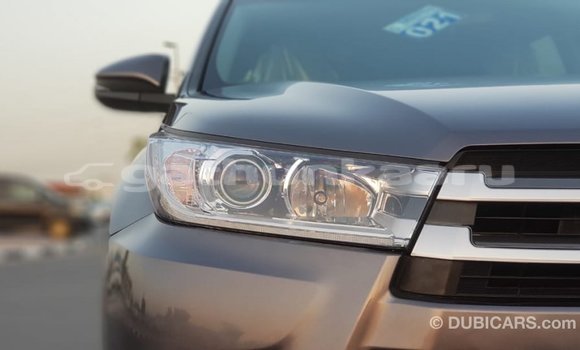 Buy Import Toyota Highlander Other Car in Import - Dubai in Baa Buy Import Toyota Highlander Other Car in Import - Dubai in Baa