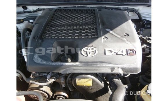 Buy Import Toyota Hilux White Car in Import - Dubai in Baa Buy Import Toyota Hilux White Car in Import - Dubai in Baa