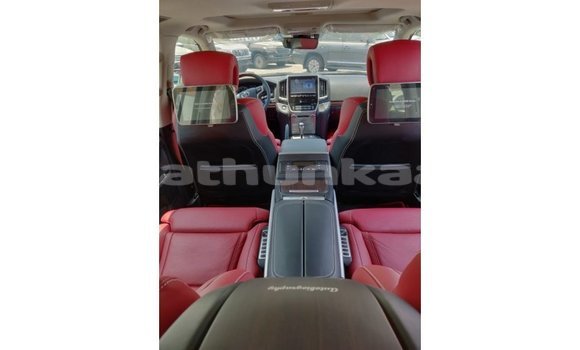 Buy Import Toyota Land Cruiser Black Car in Import - Dubai in Baa Buy Import Toyota Land Cruiser Black Car in Import - Dubai in Baa