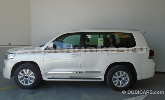 Buy Import Toyota Land Cruiser Other Car in Import - Dubai in Baa Buy Import Toyota Land Cruiser Other Car in Import - Dubai in Baa
