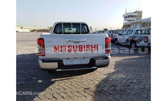 Buy Import Mitsubishi L200 White Car in Import - Dubai in Baa Buy Import Mitsubishi L200 White Car in Import - Dubai in Baa