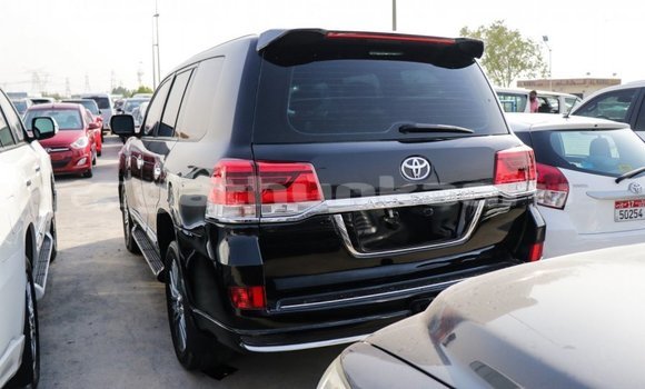 Buy Import Toyota Land Cruiser Black Car in Import - Dubai in Baa Buy Import Toyota Land Cruiser Black Car in Import - Dubai in Baa