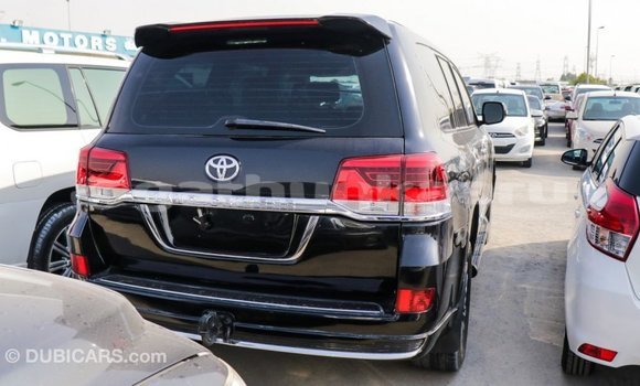 Buy Import Toyota Land Cruiser Black Car in Import - Dubai in Baa Buy Import Toyota Land Cruiser Black Car in Import - Dubai in Baa