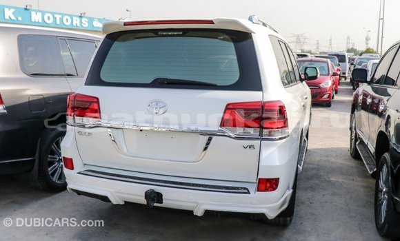 Buy Import Toyota Land Cruiser White Car in Import - Dubai in Baa Buy Import Toyota Land Cruiser White Car in Import - Dubai in Baa