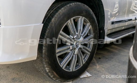 Buy Import Toyota Land Cruiser White Car in Import - Dubai in Baa Buy Import Toyota Land Cruiser White Car in Import - Dubai in Baa