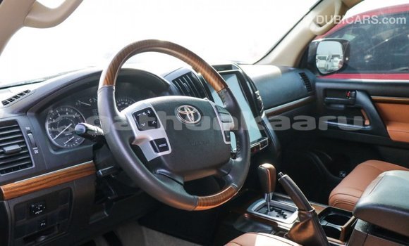 Buy Import Toyota Land Cruiser White Car in Import - Dubai in Baa Buy Import Toyota Land Cruiser White Car in Import - Dubai in Baa