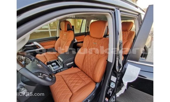 Buy Import Toyota Land Cruiser Black Car in Import - Dubai in Baa Buy Import Toyota Land Cruiser Black Car in Import - Dubai in Baa