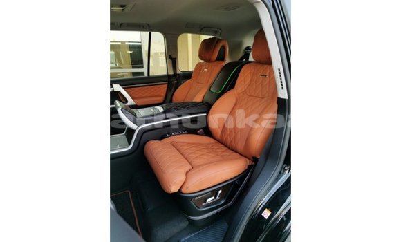 Buy Import Toyota Land Cruiser Black Car in Import - Dubai in Baa Buy Import Toyota Land Cruiser Black Car in Import - Dubai in Baa